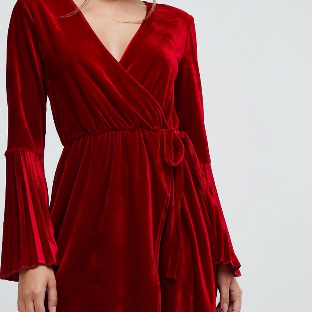 Aéryne Red Velvet bell sleeved dress